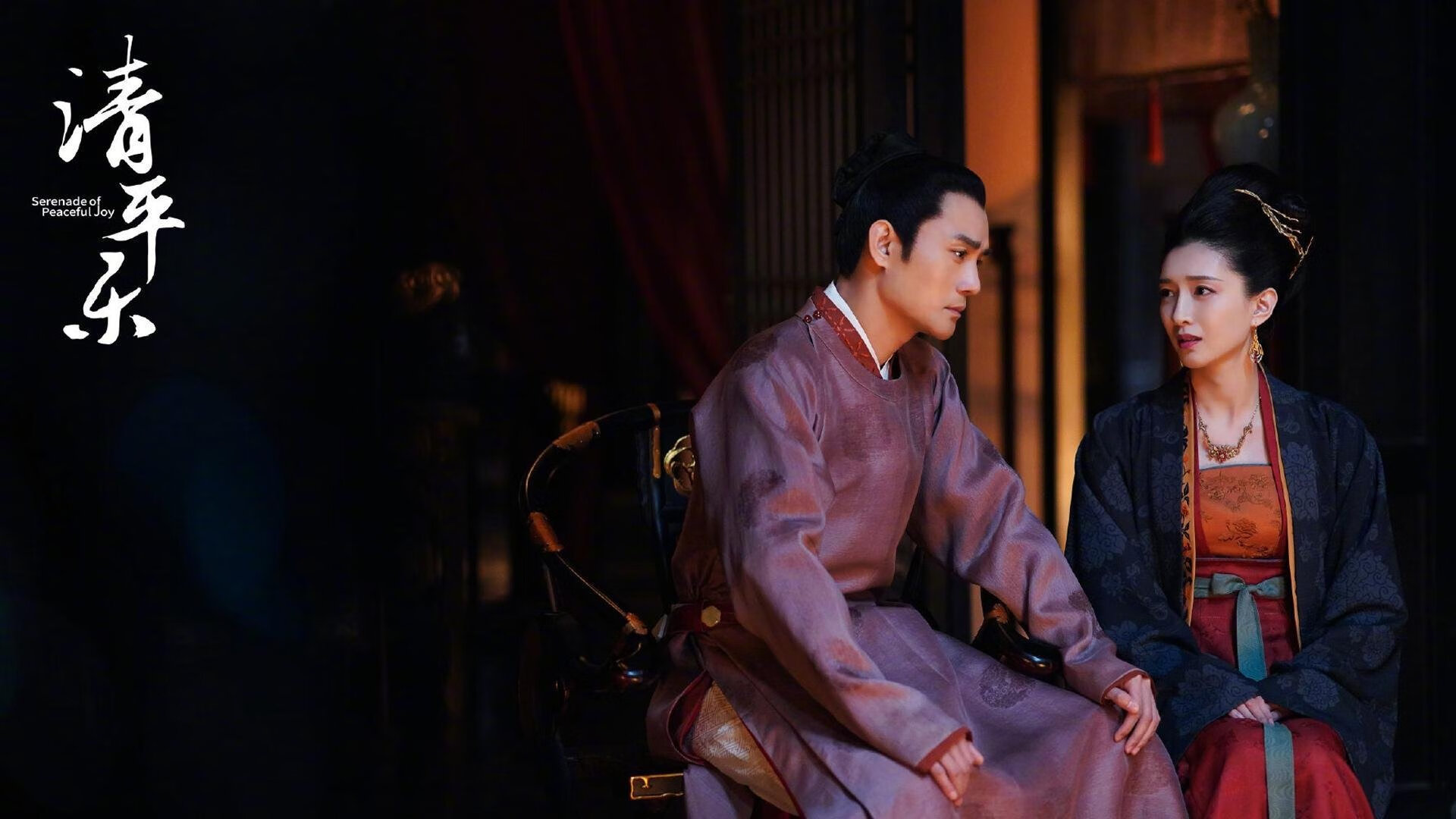 李轩豪在“湾区杯”围棋大棋士赛中战胜卫冕冠军杨楷文,围棋选手李轩豪